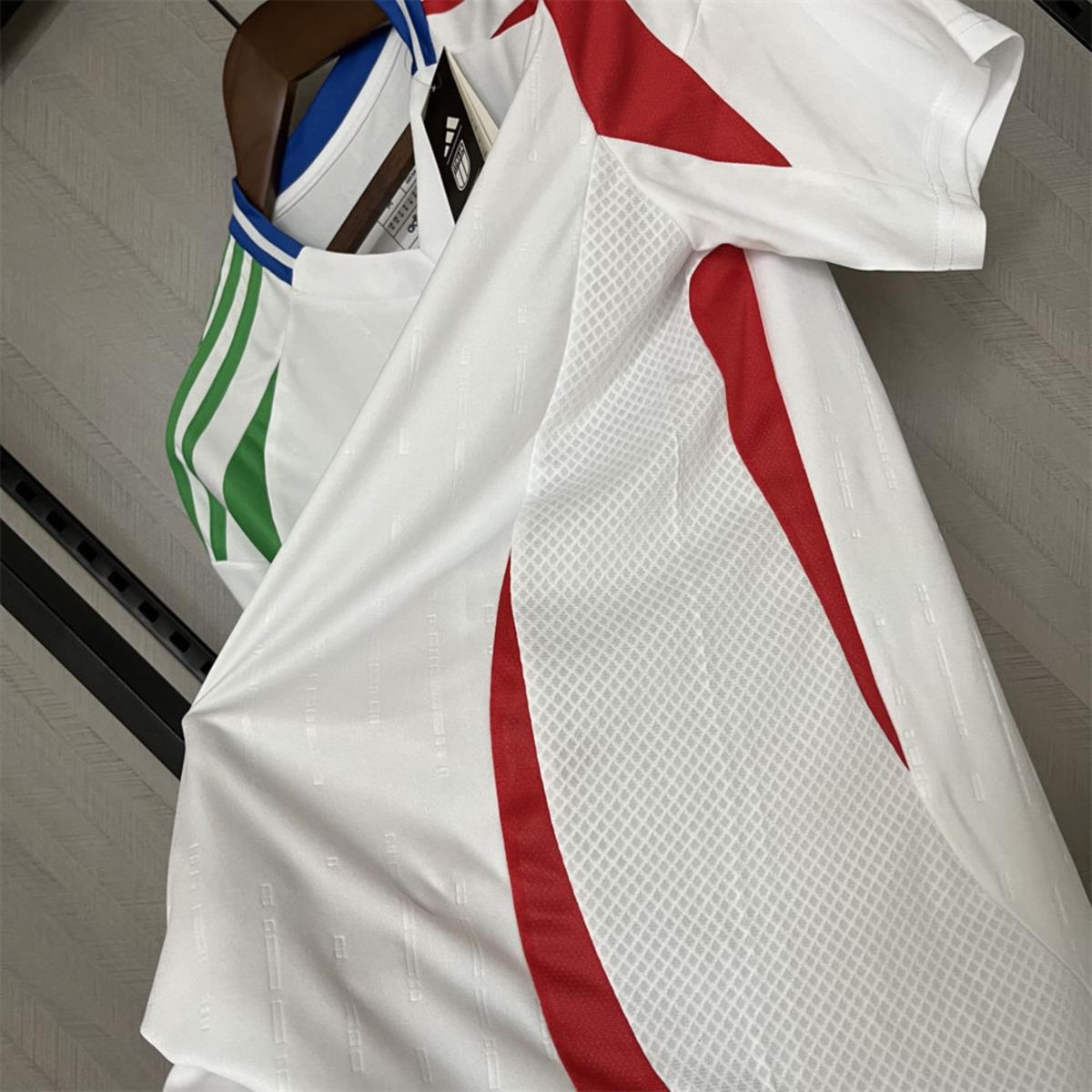 2024/25 Italy Euro Away Jersey Fan Version