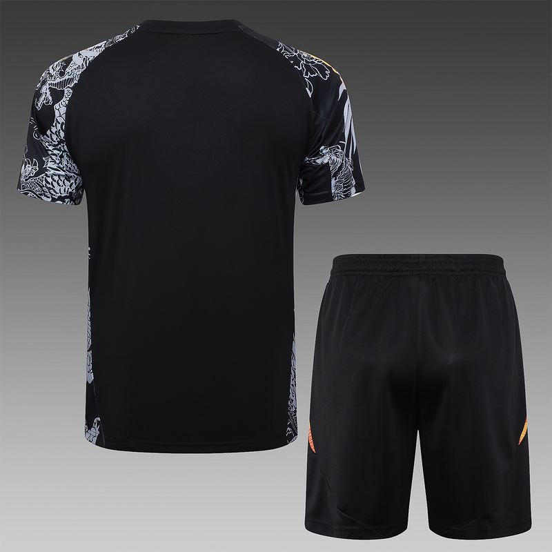 24/25 Real Madrid Black Training Set Shirt and Shorts