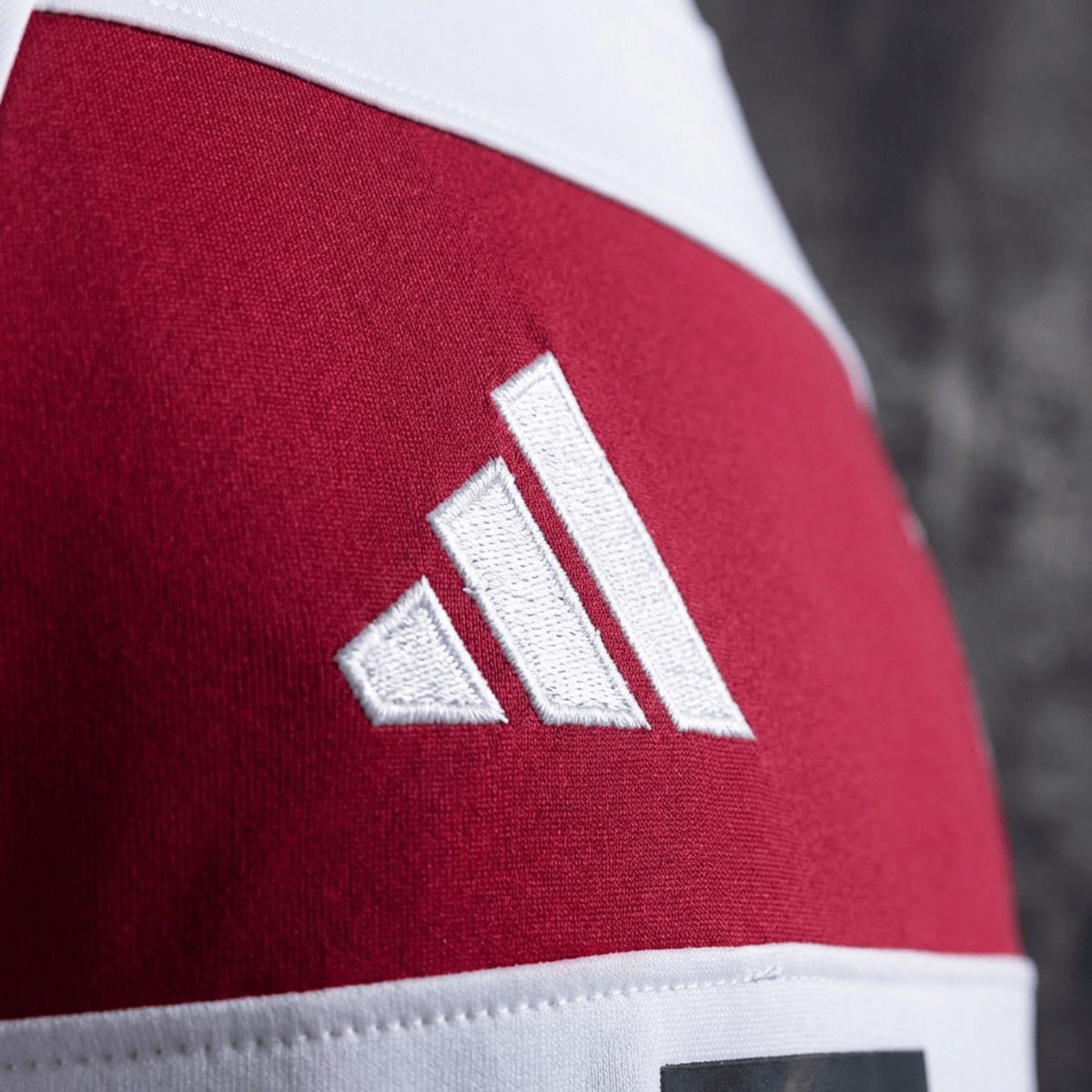 2025/26 Bayern Munich Long Sleeve White Sweatshirt