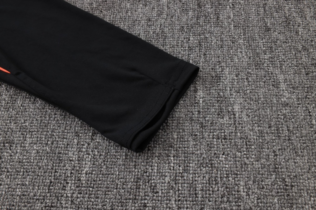 2026 Netherlands Black Long-sleeved halt-pull training kit