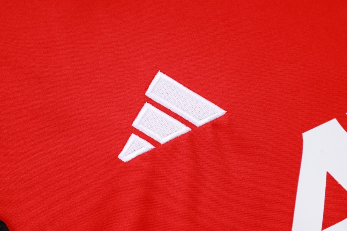 2026 Liverpool Red Training Set Shirt and Shorts