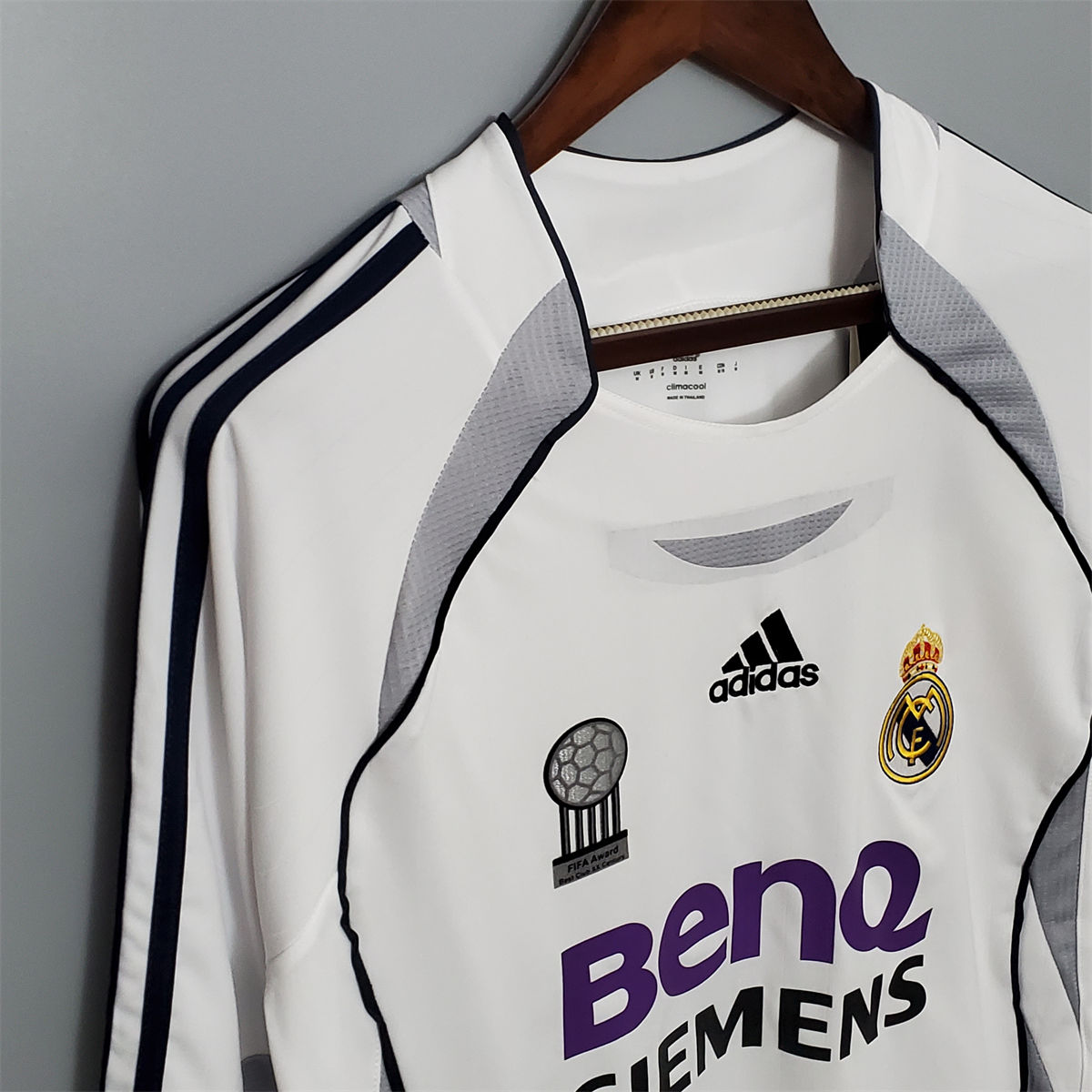 Real Madrid 06/07 Home Retro jersey Home Long Sleeves Fan Version