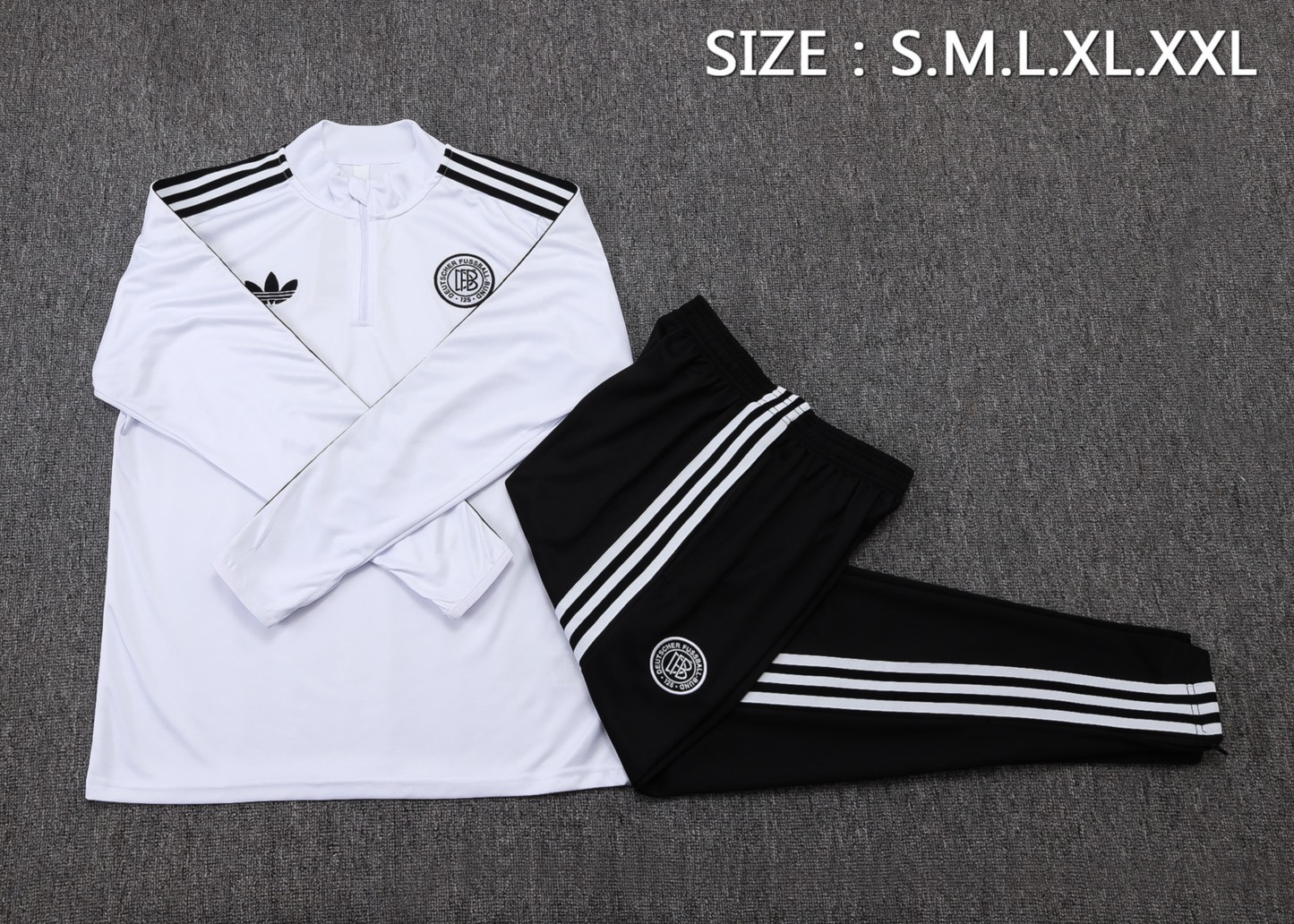 2025/26 Germany Black white Long-sleeved half-pull training kit Football team kit