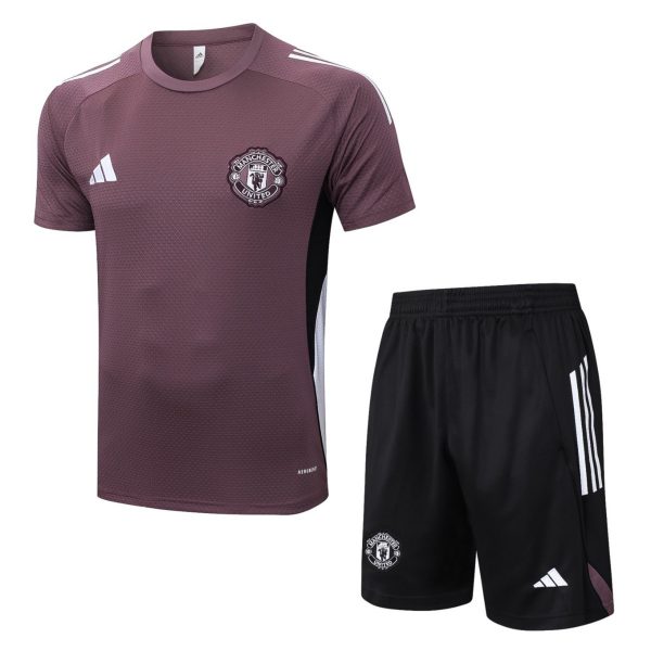 2026 Manchester United Dusty Purple Training Set Shirtand Shorts