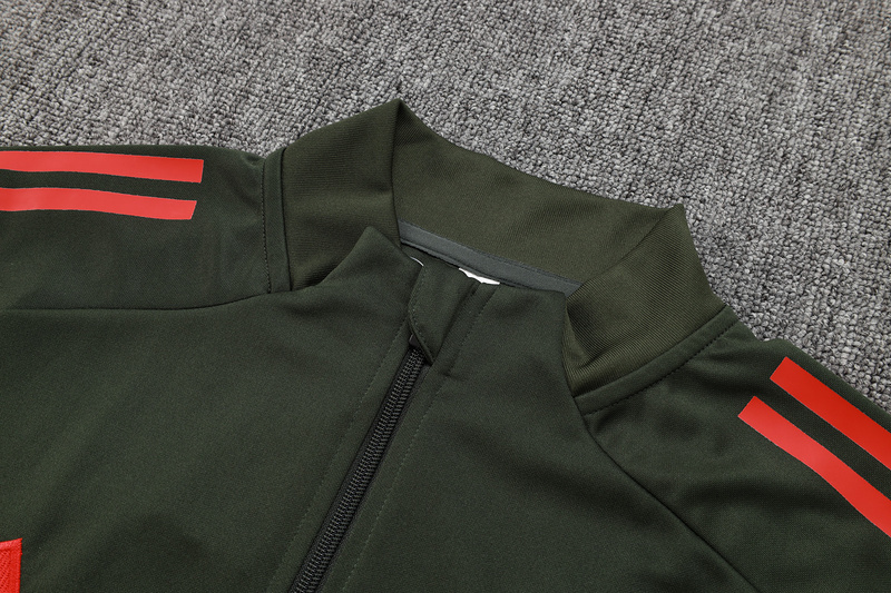 2025/26 Bayern Munich Dark green Jacket Training Suit Set Football Team Shirt Sports Fashion