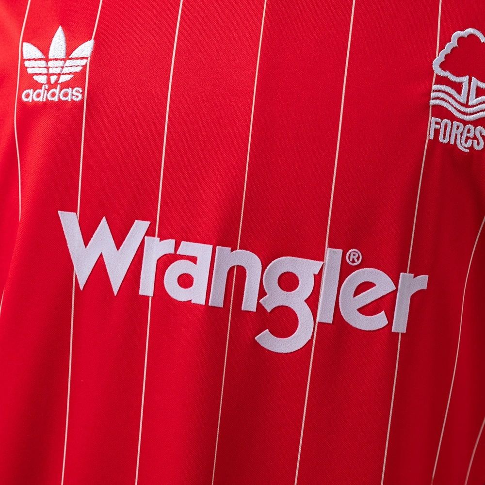 Retro Nottingham Forest 1982/84 Home jersey Fan Version