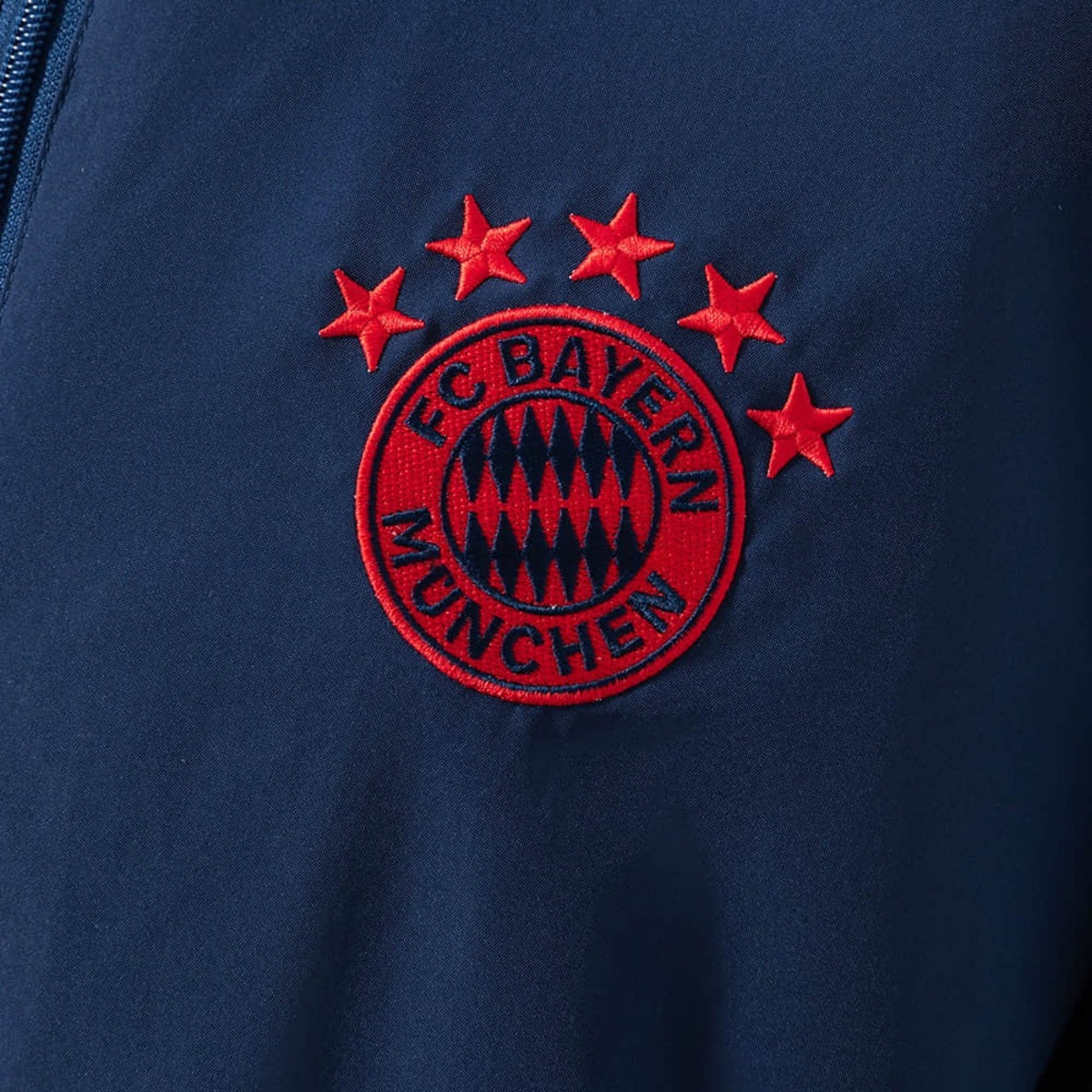 2025/26 Bayern Munich Royal Blue ReverSible Windbreaker Sport Unifom