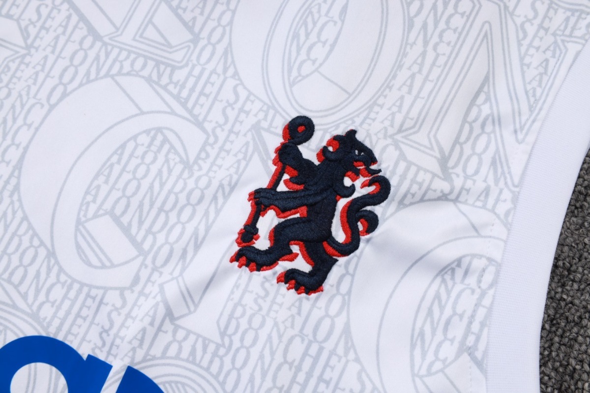 2026 Chelsea White Training Set Shirt and Shorts
