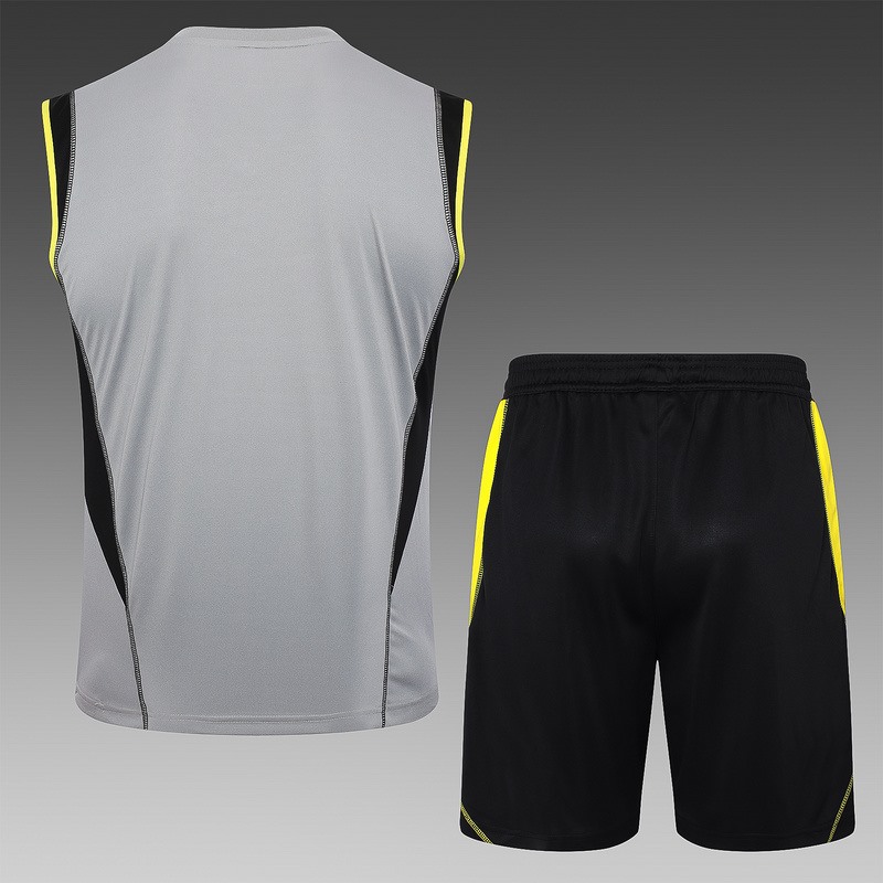 24/25 Flamengo Gray Training Set Shirt and Shorts