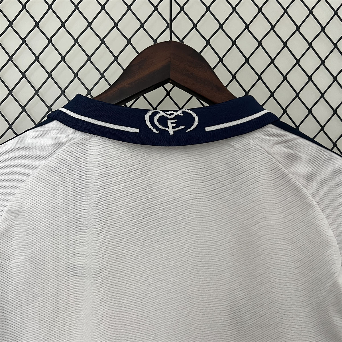 Retro Real Madrid 00/01 Home  jersey Home Long Sleeves Fan Version