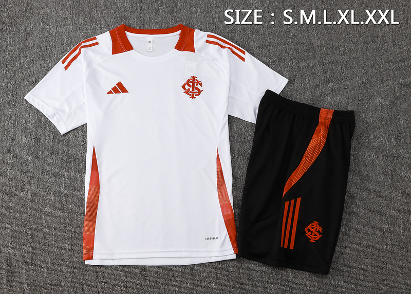 24/25 Internacional White Training Set Shirt and Shorts