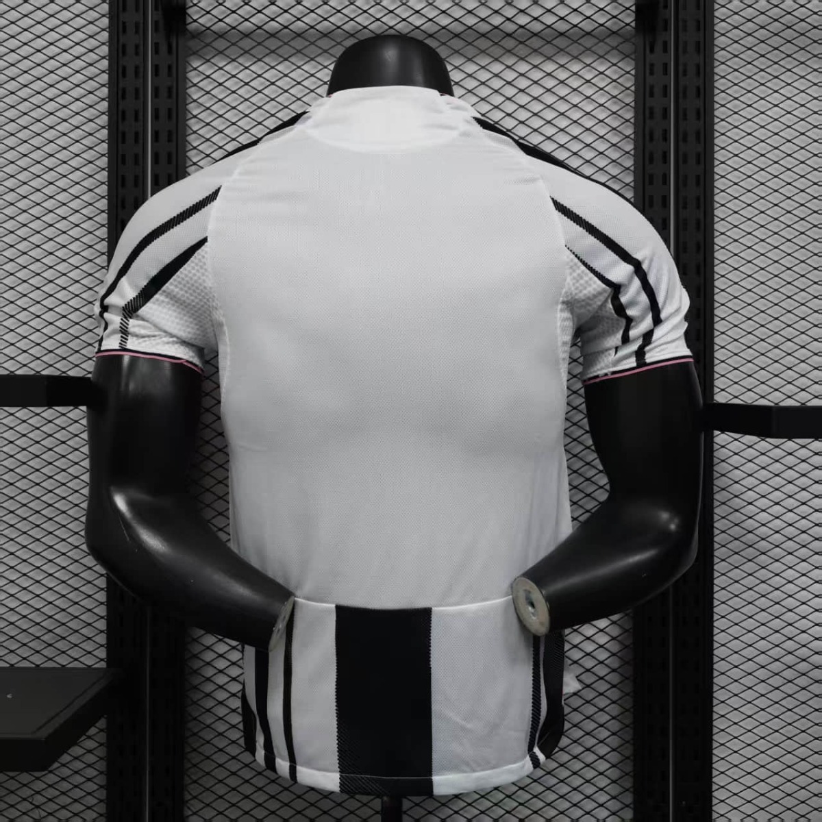 25/26 Juventus home jersey Player Version