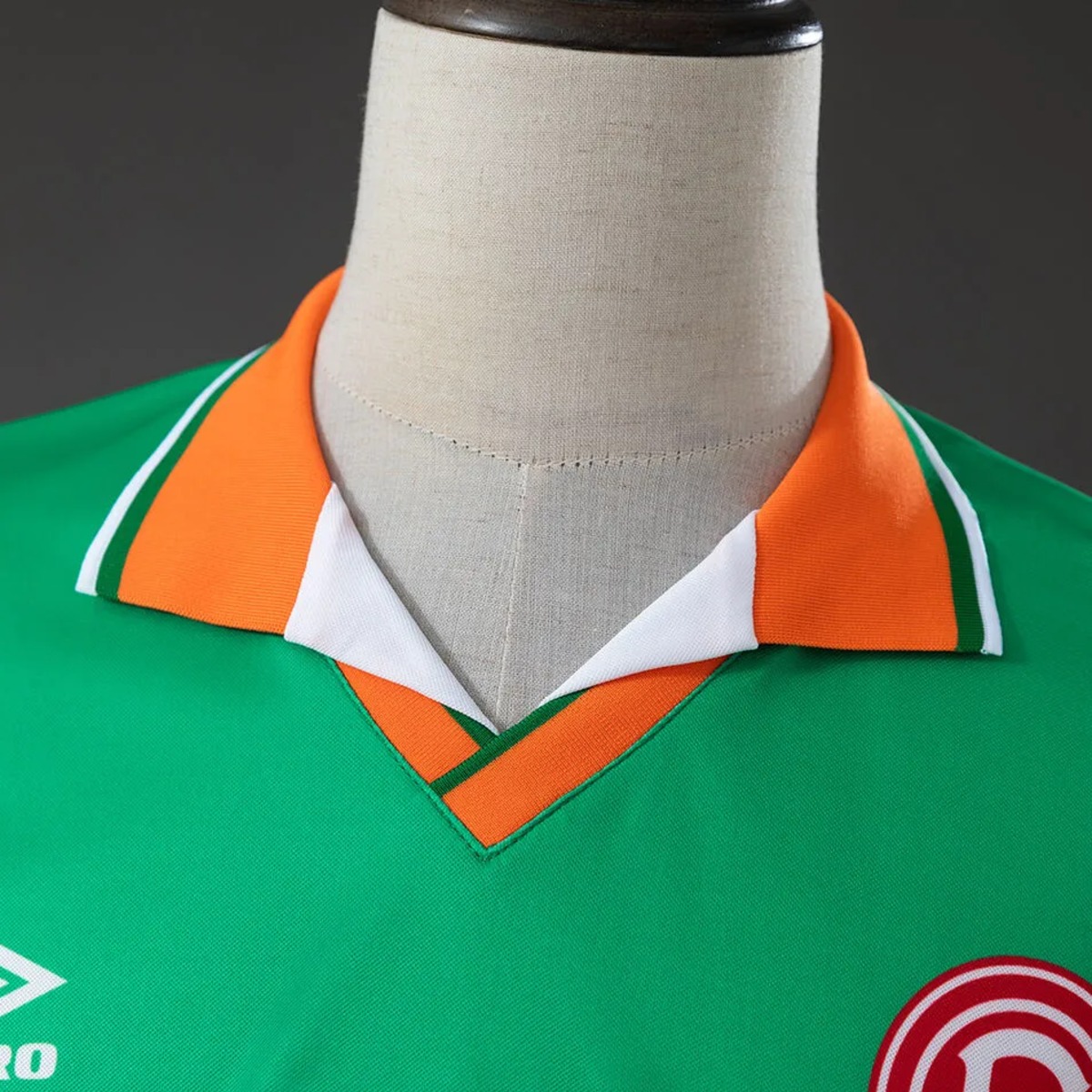 Retro Fortuna Düsseldorf 1996 Away Jersey Fan Version