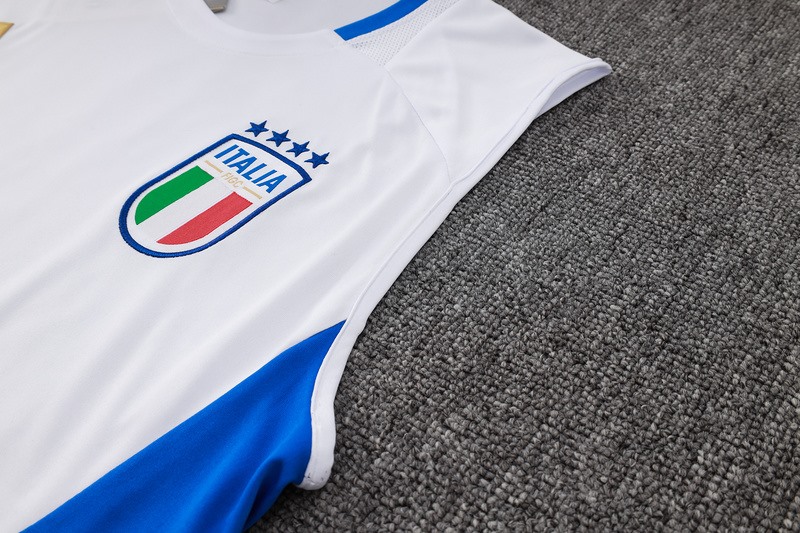 24/25 Italy White Training Set Shirt and Shorts