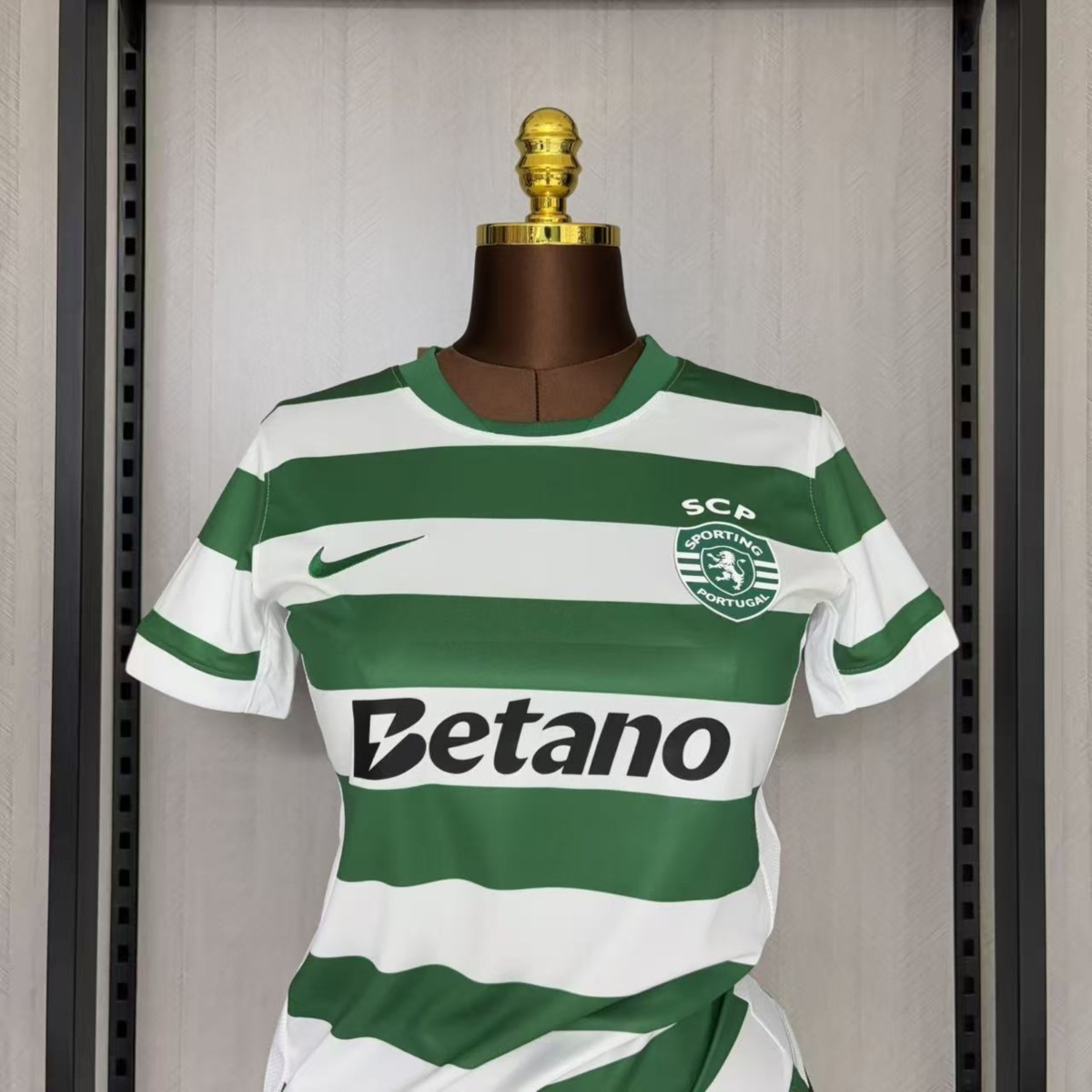 2025/26 Sporting Lisbon Home Women's Jersey Fan Version