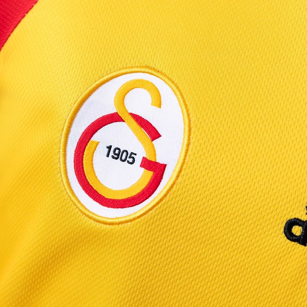 Retro Galatasaray  98/99 Home jersey Fan Version
