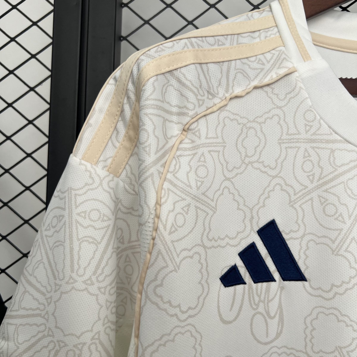 2025/26 Nottingham Forest Away Jersey Fan Version