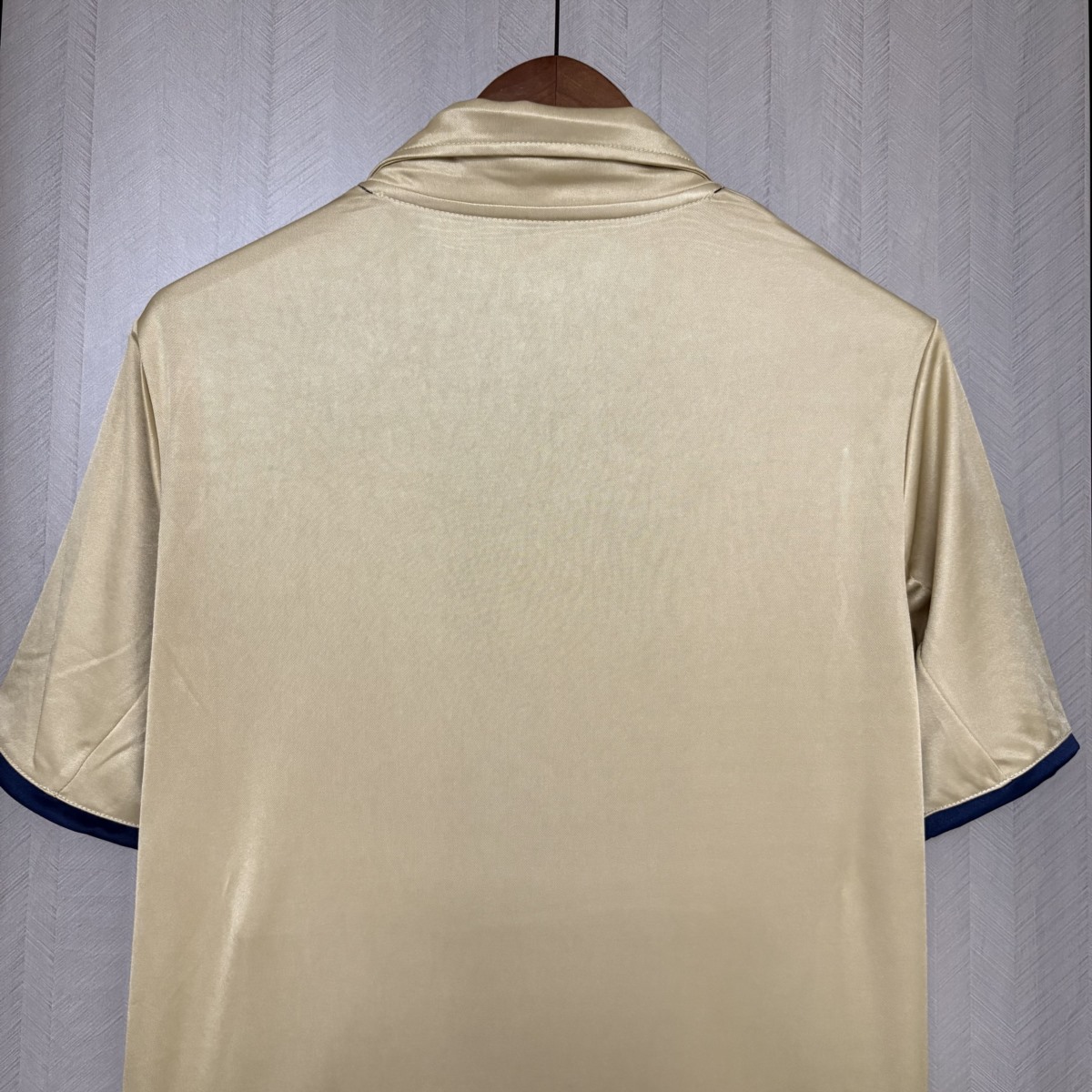 Retro Barcelona 2001/02 Away jersey Fan Version