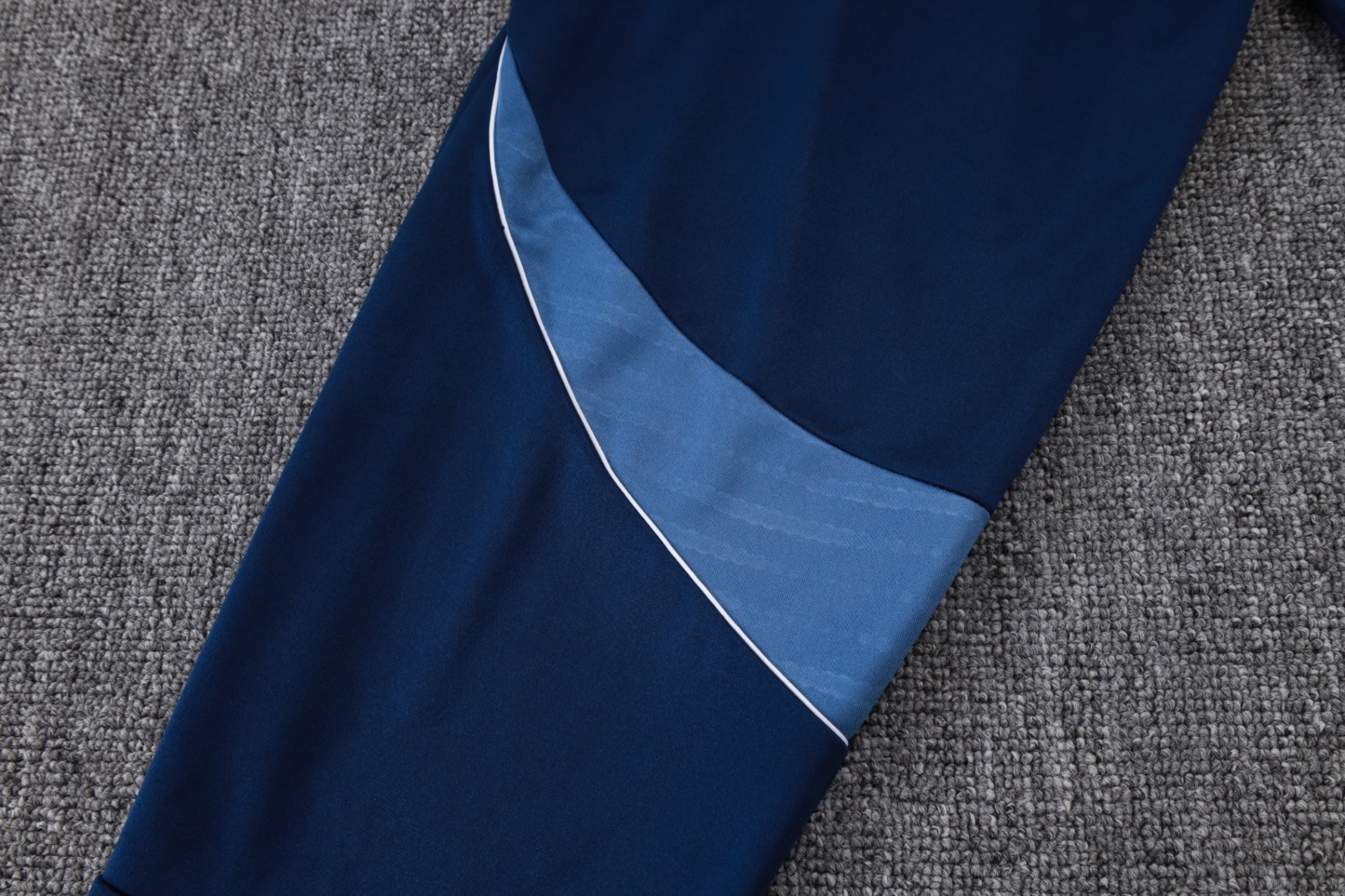 202526 Riyadh royal blue Long-sleeved half-pull training kit Football team kit