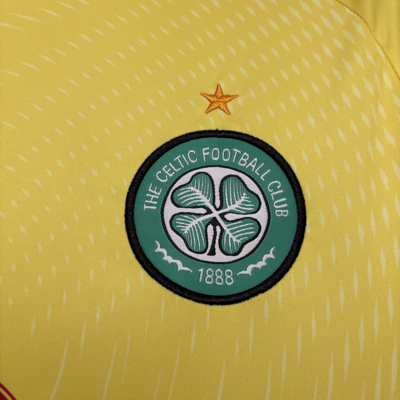 2025/26 Celtics Goalkeeper yellow jersey Fan version