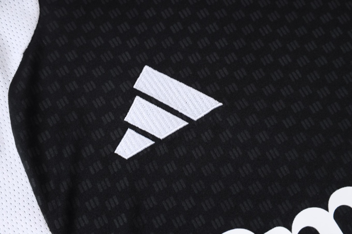 2026 Arsenal Black Training Set Shirt and Shorts