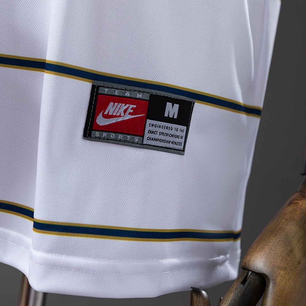 Retro Pumas UNAM 1997/98 Away Jersey Fan Version