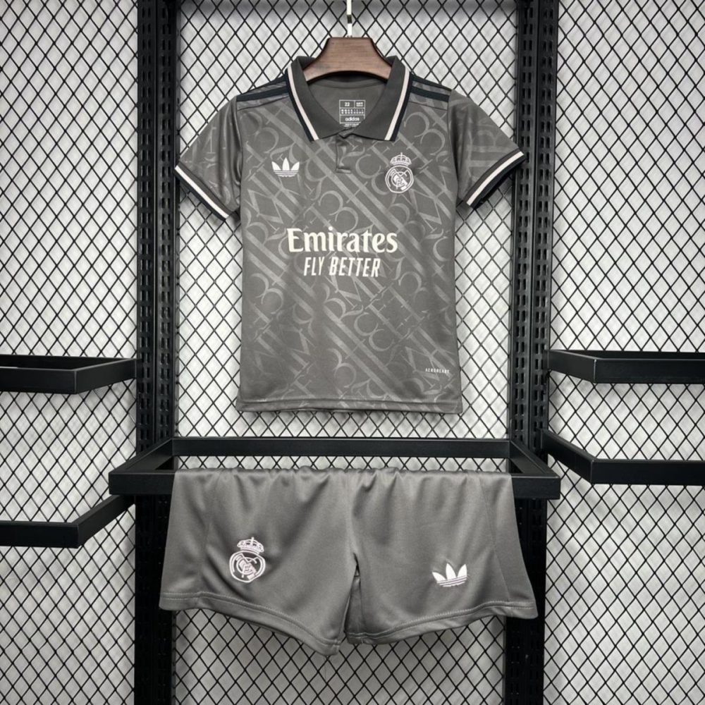 24/25 Real Madrid Third Away jersey Kid Kits Size 16-28