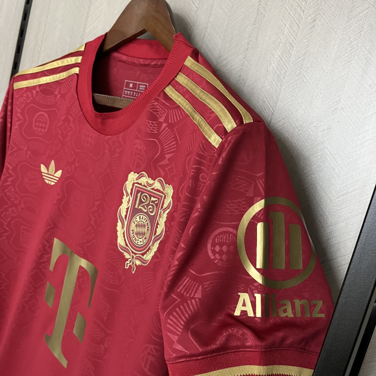 25/26 Bayern Munich 125th Anniversary Jersey Fan Version