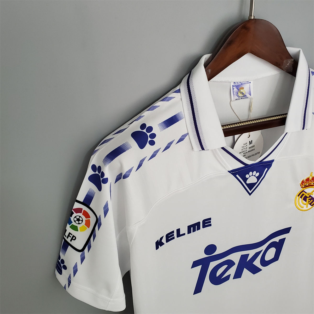 Real Madrid Retro 1996/97 Home jersey Fan Version