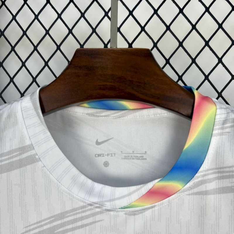 2025/26 Barcelona Special Edition White jersey Fan Version