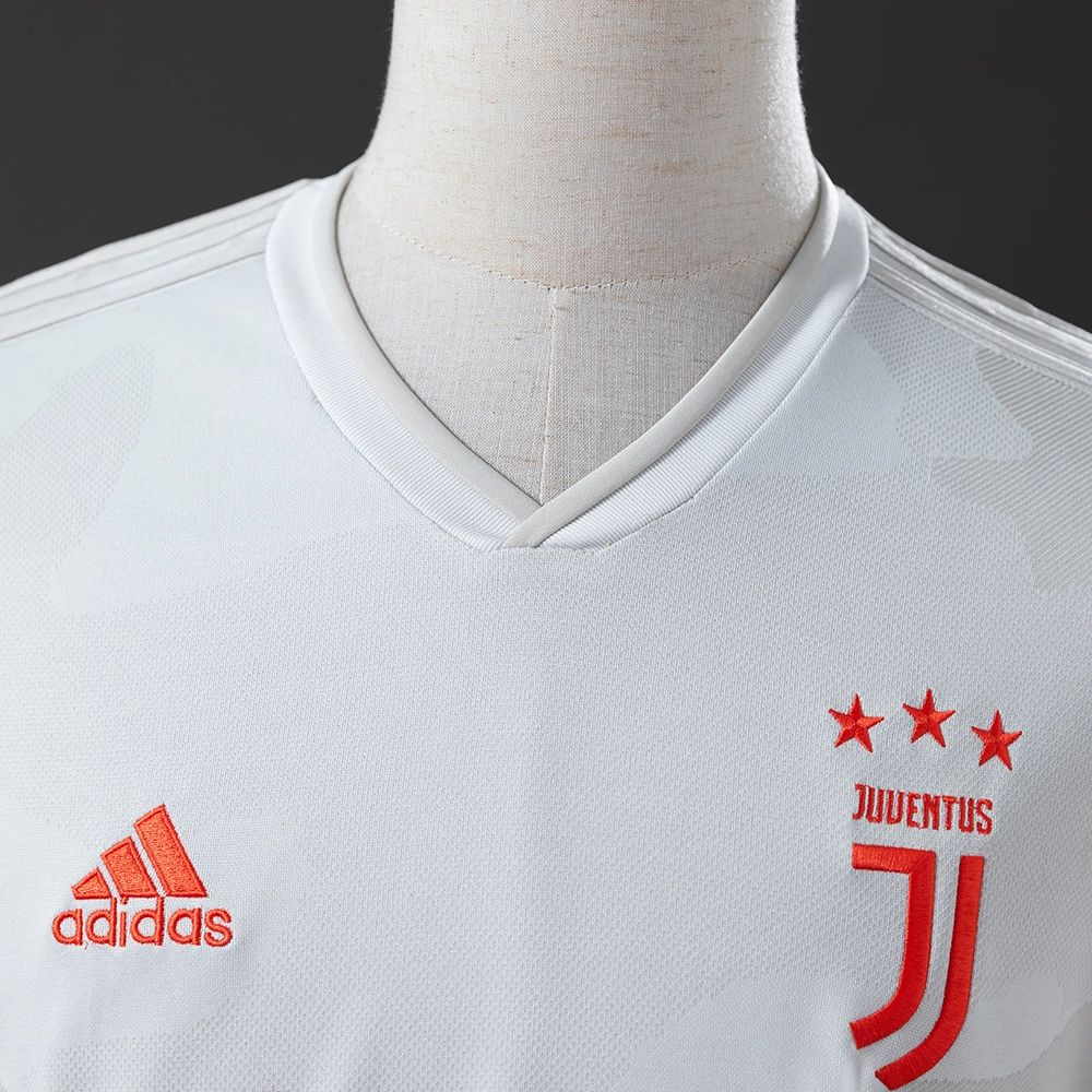 Retro Juventus 2019/20 Away jersey Fan Version