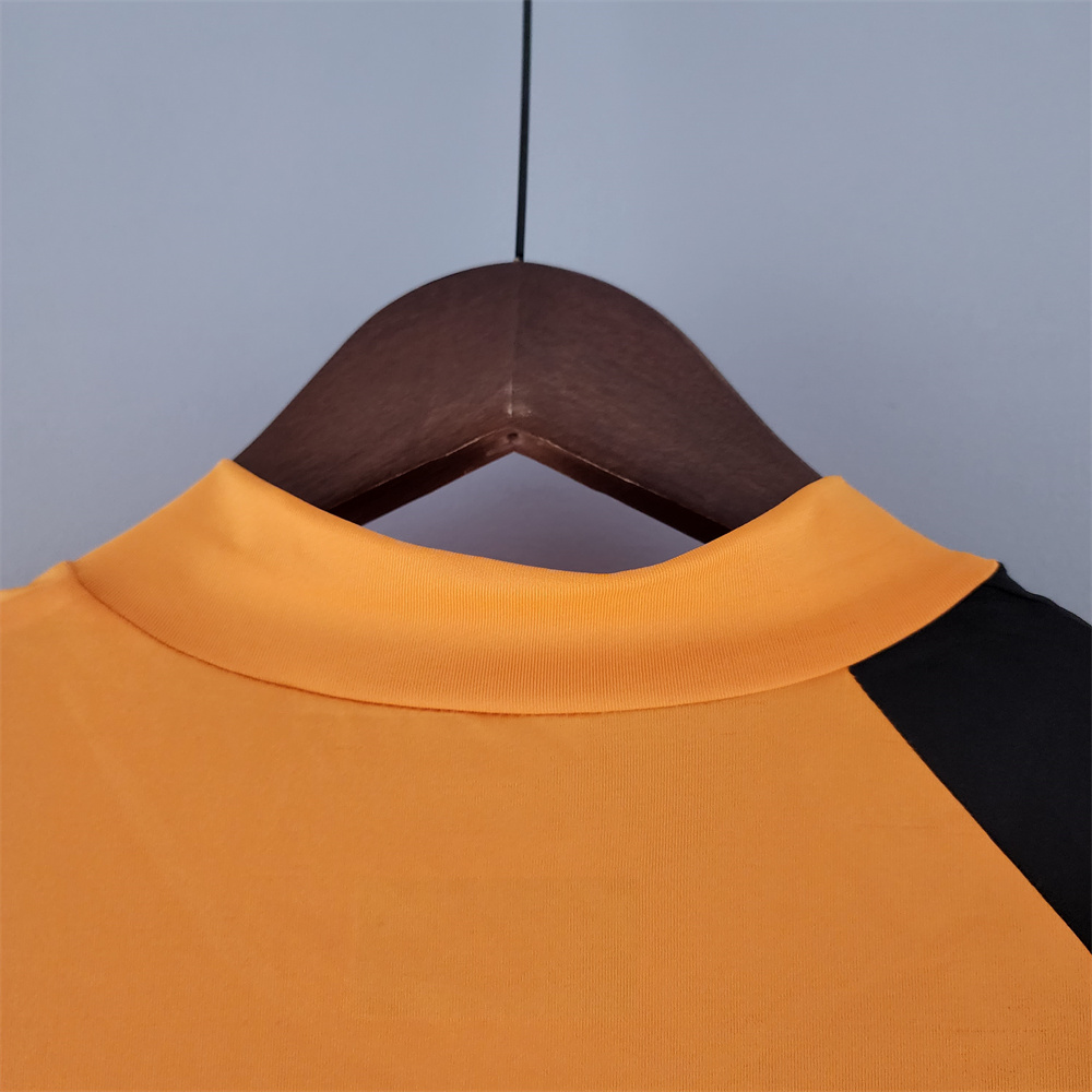Retro Roma 05/06 Home jersey Fan Version