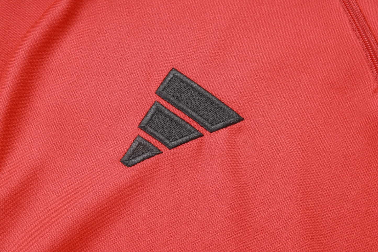 202526 Bayern Munich orange-black Long-sleeved half-pull training kit Football team kit