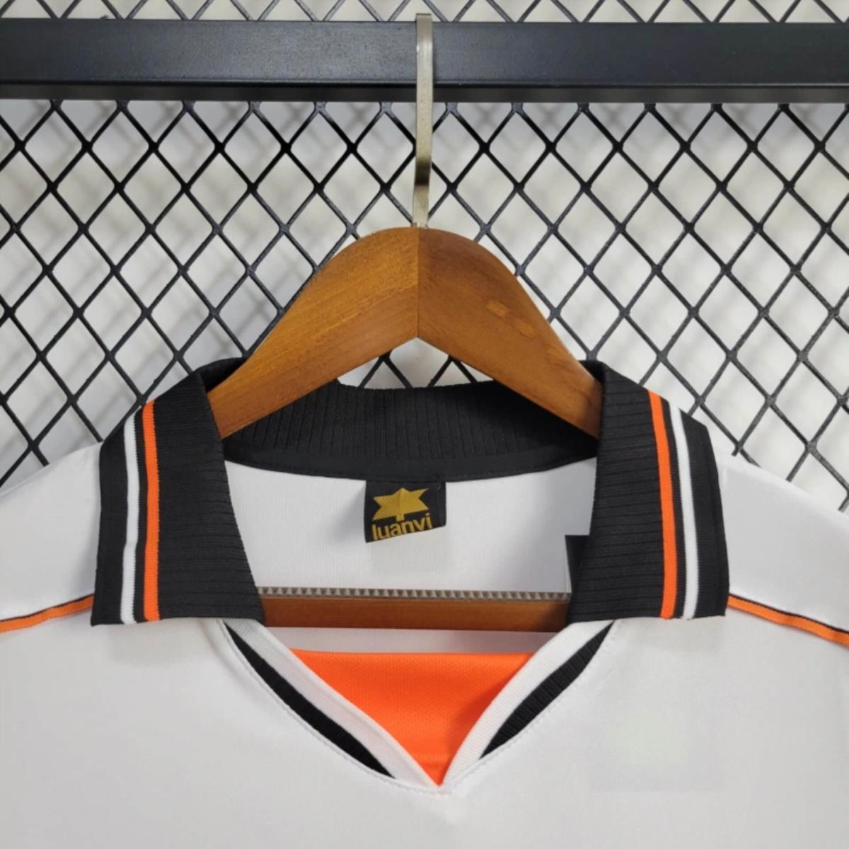 Retro Valencia 1999/00 Home jersey Fan Version