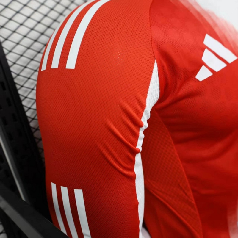 2025/26 Bayern Munich Home Long Sleeve Jersey Player Version