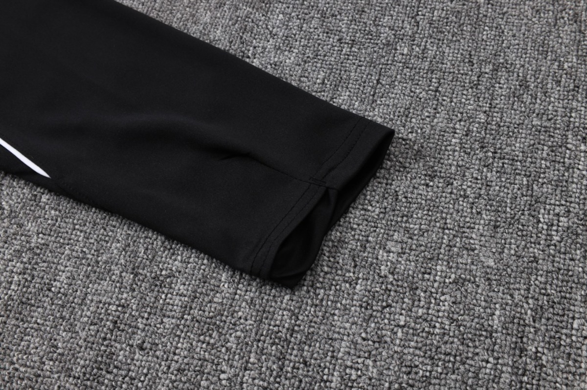 2026 Paris Black Long-sleeved half-pull training kit