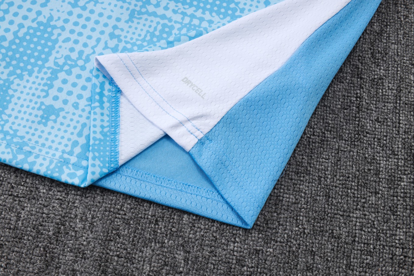 202526 Manchester City Light blue Long-sleeved half-pull training kit Football team kit