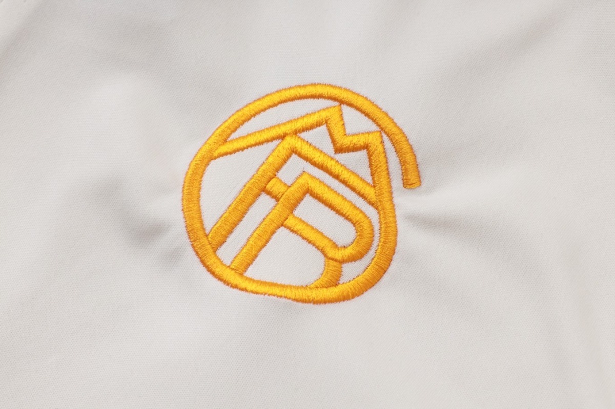 2026 Bayern Munich Beige Long-sleeved half-pull trainingkit