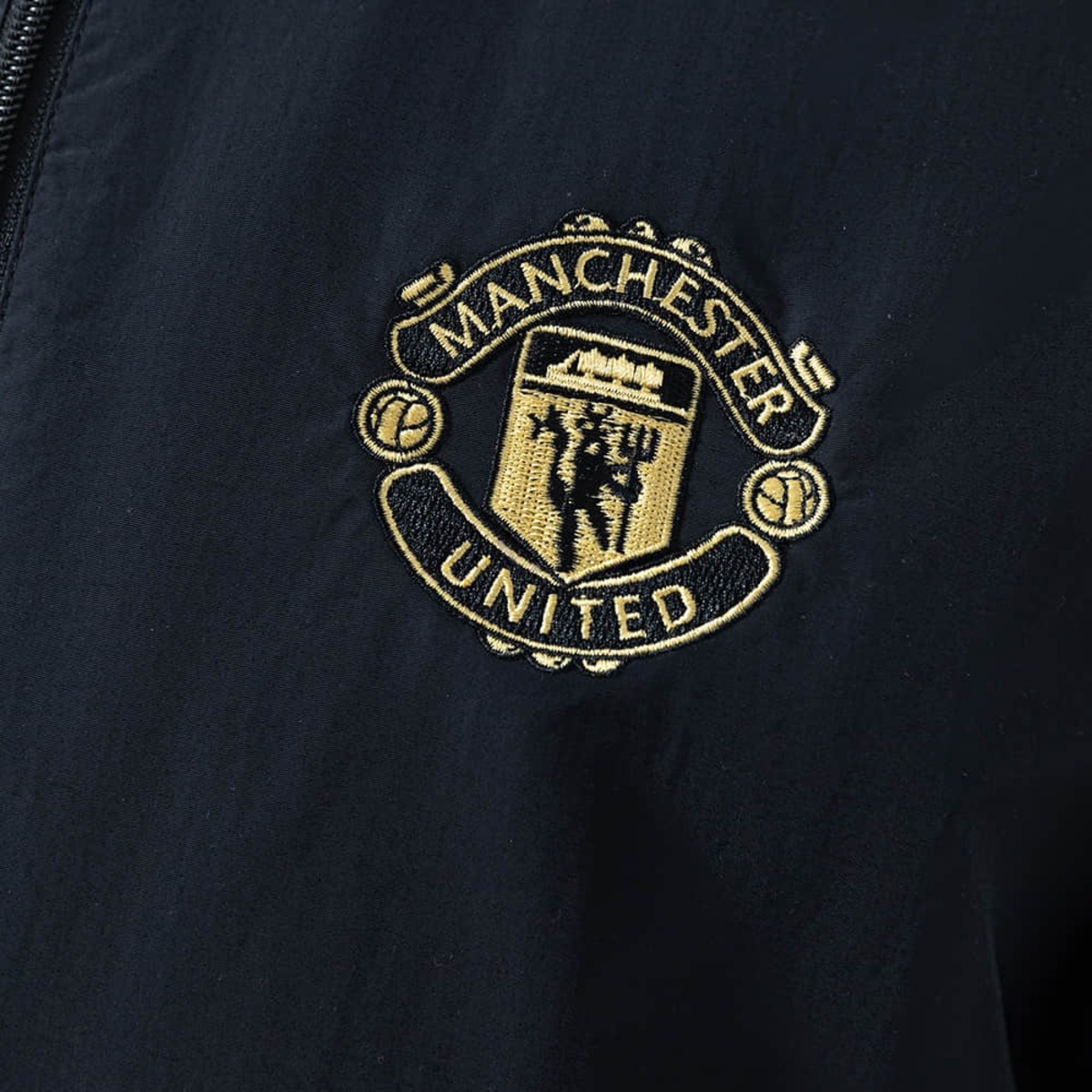 2026 Manchester United Black and Red Reversible Windbreaker Sport Unifom