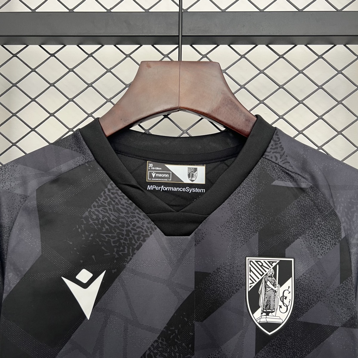 2025/26 Vitoria Guimaraes Away jersey kids Kits 16-28