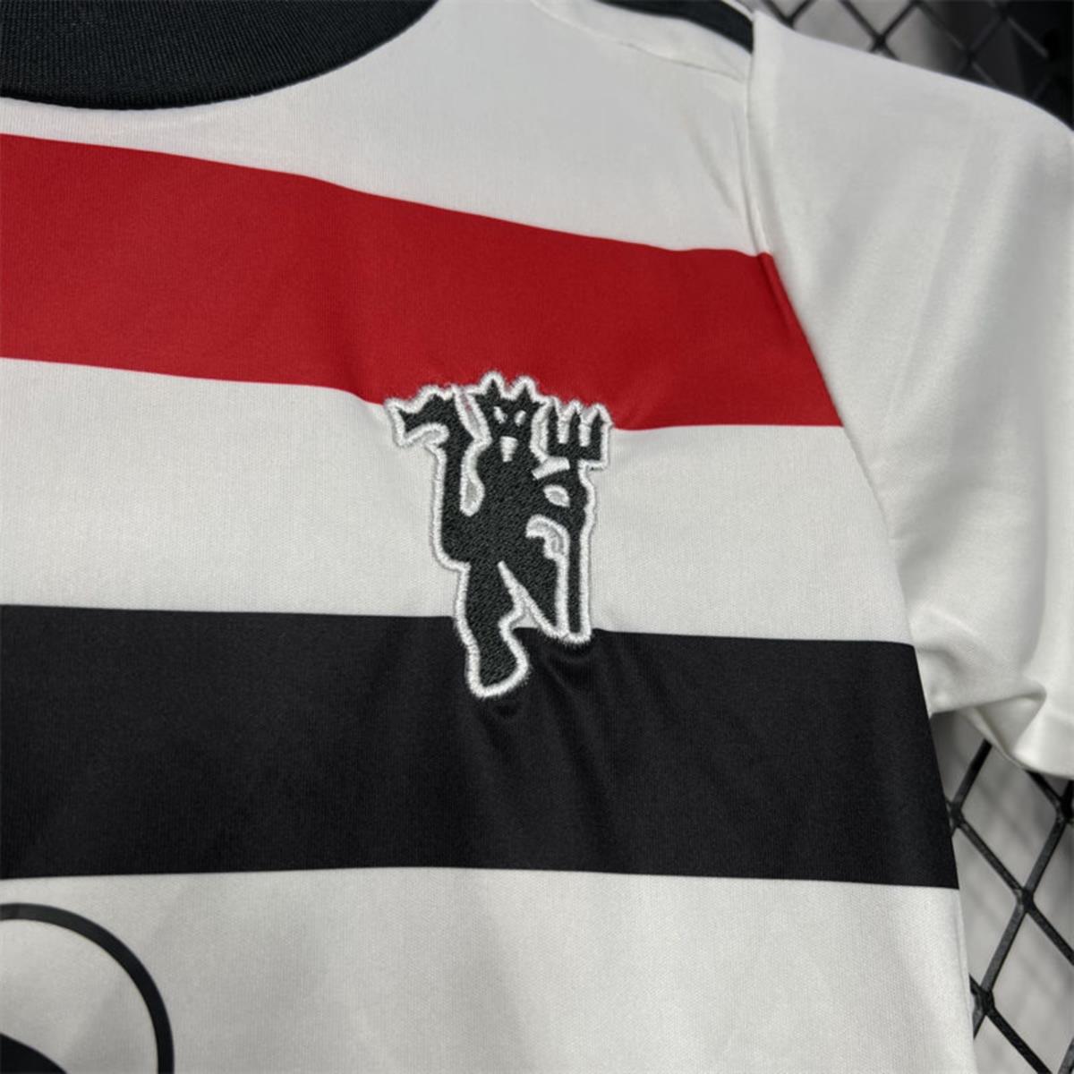 24/25 kids Manchester United Third Away jersey Kid Kits Size 16-28