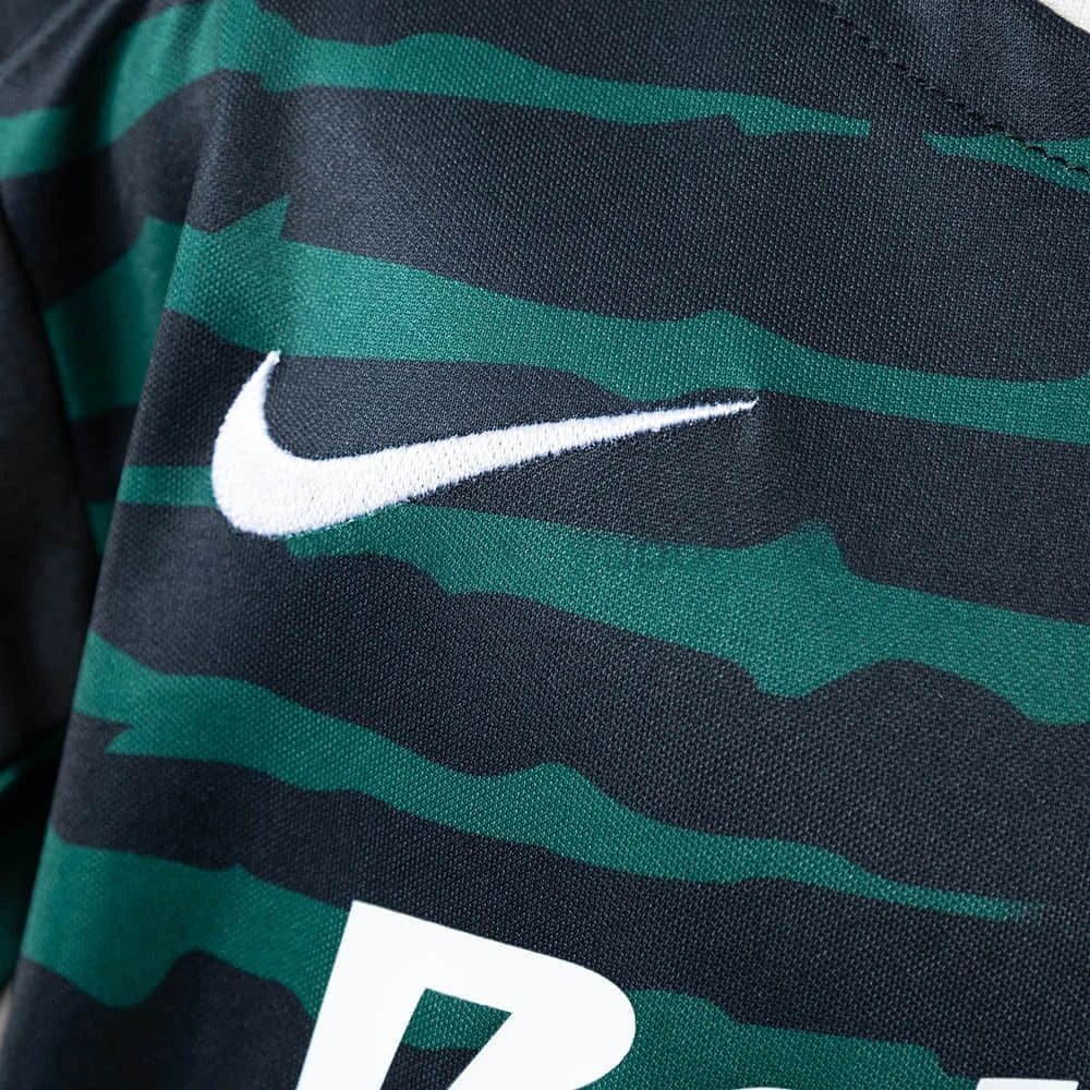 2025/26 Sporting Lisbon Christmas Edition jersey kids Kits size: 16-28