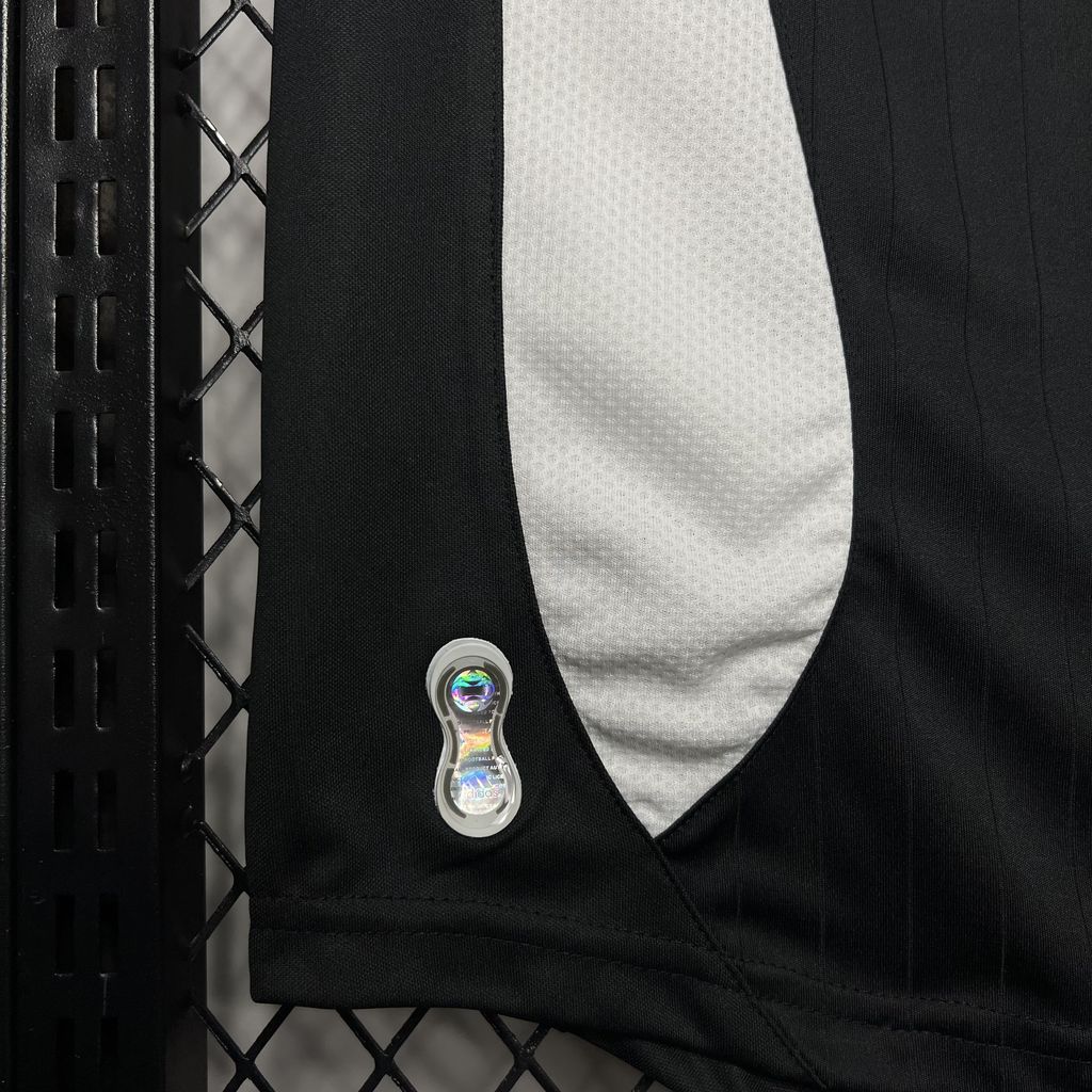 Real Madrid Retro 2006/07 Third Away jersey Fan Version