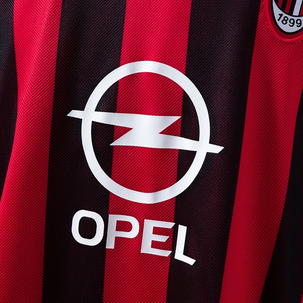 Retro AC Milan 2002/03 Home jersey Fan Version