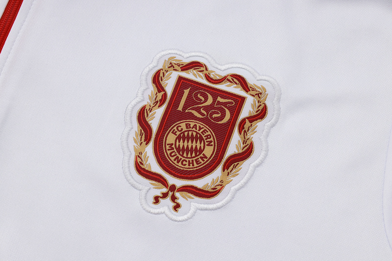 202526 Bayern Munich White Long-sleeved half-pull training kit Football team kit