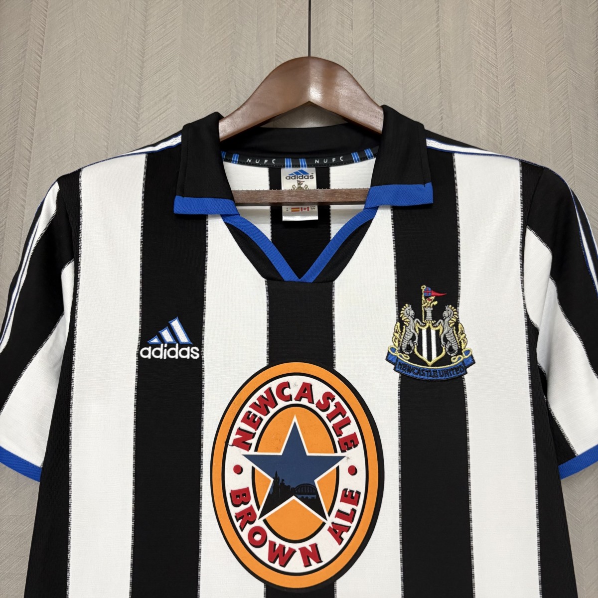 Retro Newcastle United 1999/2000 Home jersey Fan Version