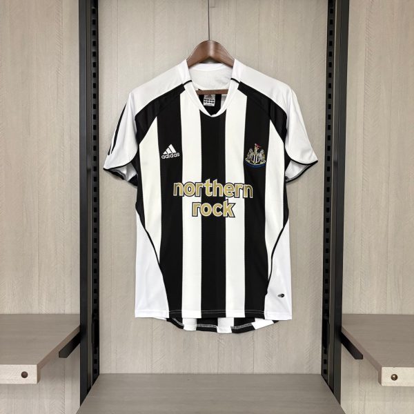 Retro Newcastle United 05/06 Home jersey Fan Version