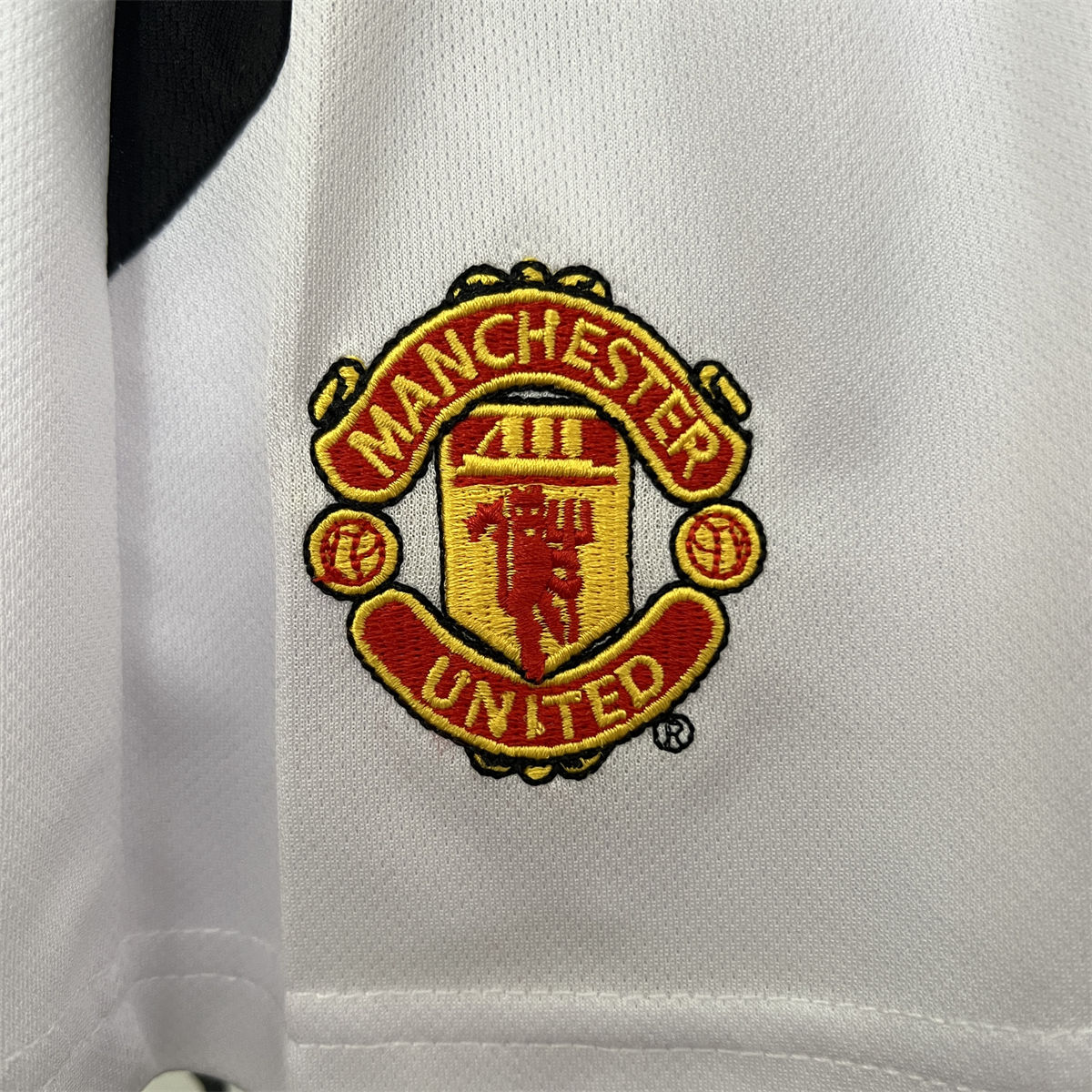 Retro Manchester United 02/04 home  jersey Kid Kits Size 16-28