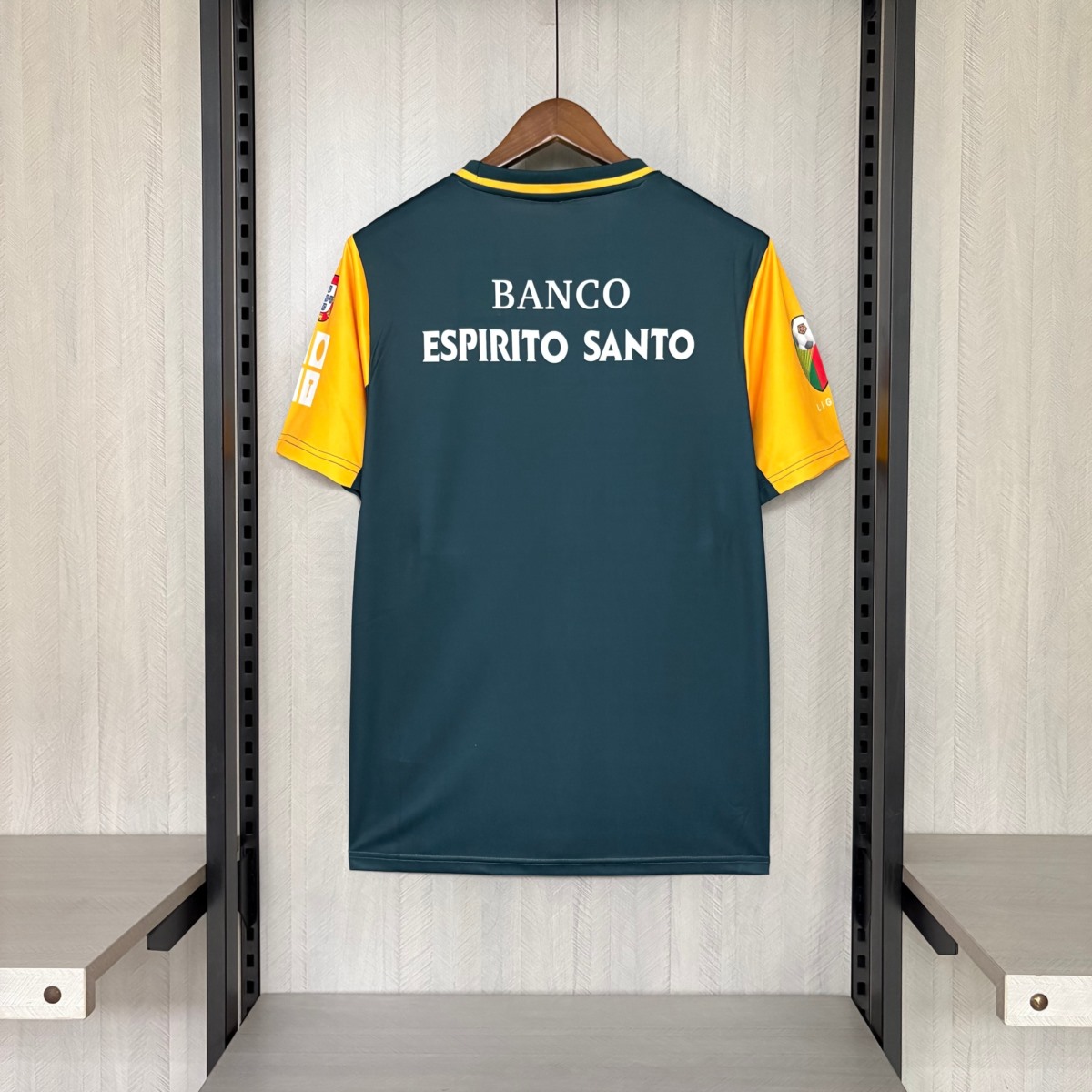 Retro Sporting Lisbon 2002/03 Training jersey Fan Version