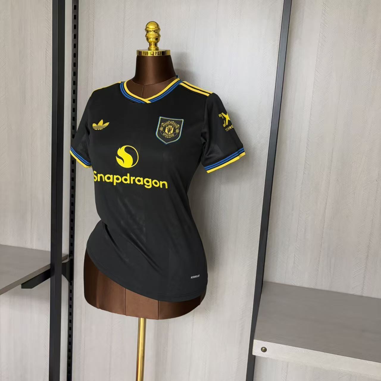 2025/26 Manchester United Second Away Women's Jersey Fan Version